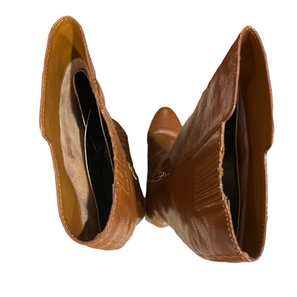 MICHAEL KORS | AILEE GOLD STUD BOOTS SZ 7 - Picture 12 of 16